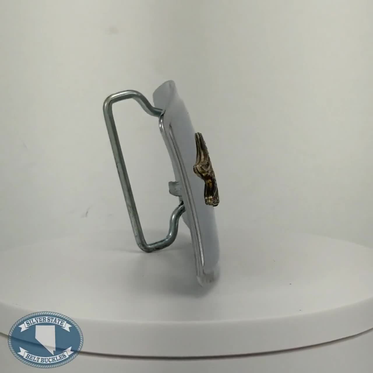 シルバーカラーのハクトウワシベルトバックル - 男性用ウエスタン